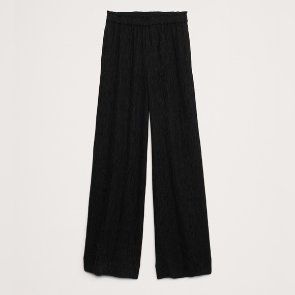 NWT! Banana Republic Black Crinkle Crepe Pull-On Pant - Multiple Sizes 🧡 - Picture 4 of 6